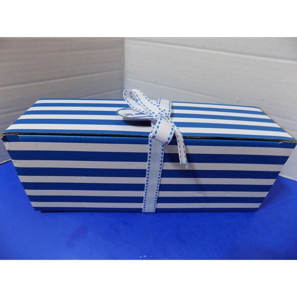 NEW Diane Blue Sky Clay Works Fancy Fish Salt & Pepper Shakers Anthropomorphic - Picture 8 of 8